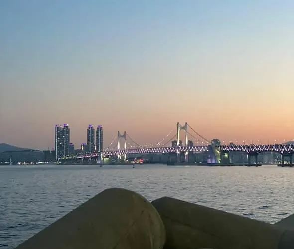 Shim Gwangan *